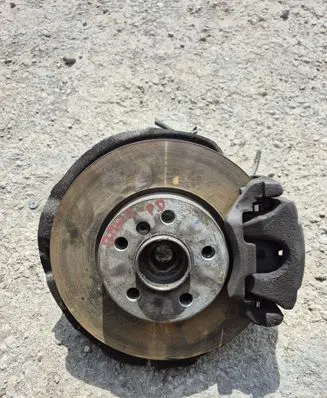 BMW 2 F45 Front wheel hub spindle knuckle 6876646