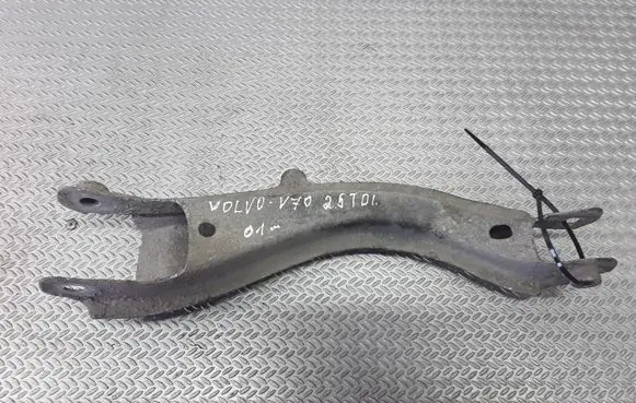 Volvo V70 Rear control arm