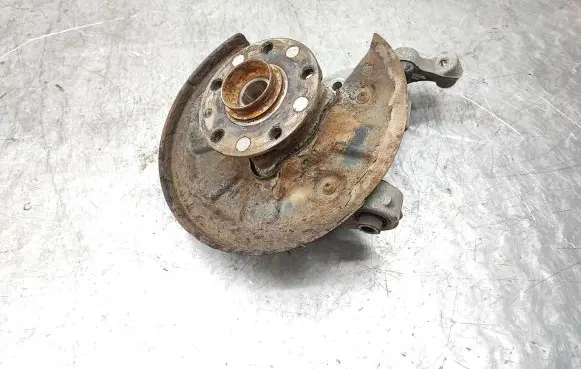 Audi A3 S3 8V Rear wheel hub spindle/knuckle 5Q0505436H