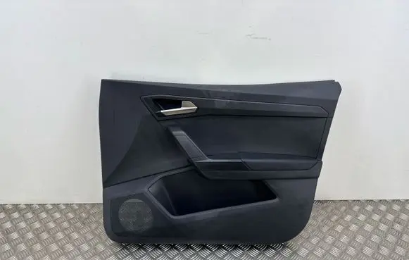 Seat Arona Front door card panel trim 6F0867114