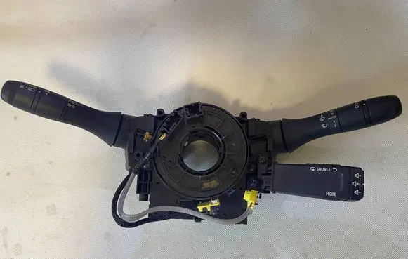 Peugeot 508 Indicator stalk 255670 08072021 00690704