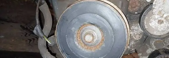 Peugeot 1007 Crankshaft pulley