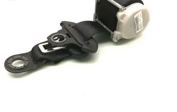 Toyota Aygo AB40 Rear seatbelt 73360-0H020 KR1LJ6G1U0