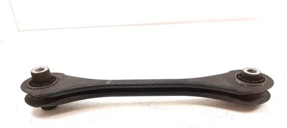 Rear control arm