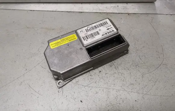Volvo S60 Airbag control unit/module 8645271