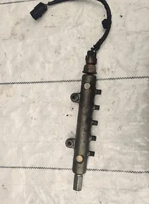 Mitsubishi Pajero Fuel main line pipe