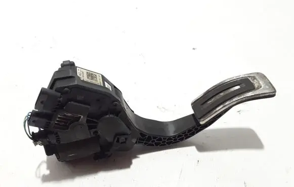 Audi A6 S6 C8 4K Accelerator throttle pedal 4M1723523E