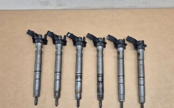 Audi A6 S6 C6 4F Fuel injectors set 0445115078 0445115