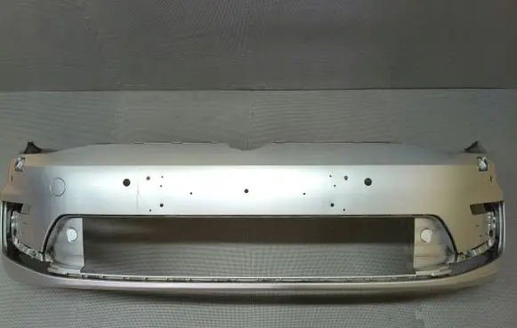 Volkswagen Golf VII Front bumper