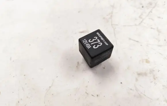 Audi A4 S4 B5 8D Other relay 8D0951253A