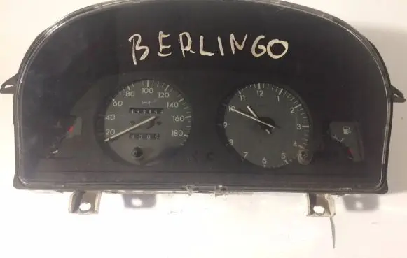 Citroen Berlingo Speedometer (instrument cluster) 9621185080 499901 021499901