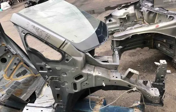 Front quarter panel
