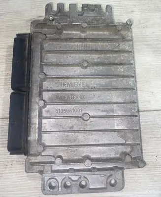 Renault Scenic I Engine control unit/module 8200029658 8200057536 S110114000A