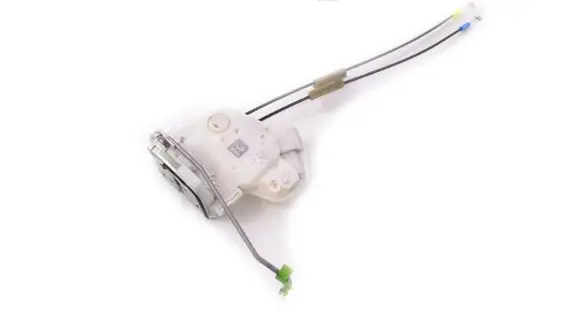 Skoda Octavia Mk2 (1Z) Coupe door lock (next to the handle) 