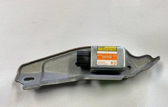 Lexus GS 300 350 430 450H Airbag deployment crash/impact sensor 8983330020 1879001771