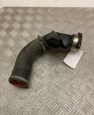 Volvo XC90 Intercooler hose/pipe 31422062 31422061
