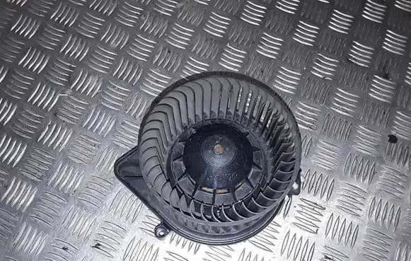 Audi A4 S4 B7 8E 8H Heater fan/blower 9020016