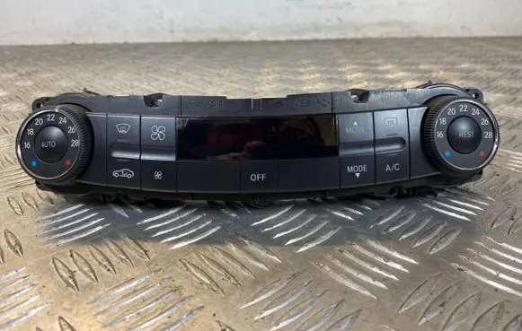 Mercedes-Benz CLS C219 Climate control unit 2198300985 00063706