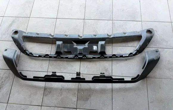 Volkswagen Amarok Front bumper splitter molding 2H6071003