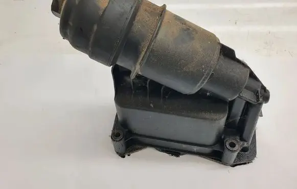 BMW 5 F10 F11 Engine oil radiator 7800066
