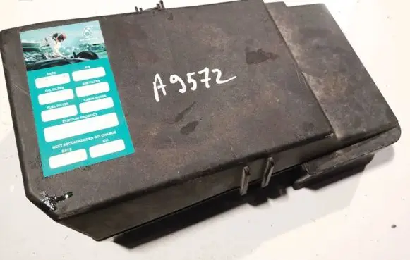Mazda 6 Fuse box cover