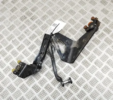 Opel Vivaro Sliding door upper roller guide/hinge 777653970R 93867644