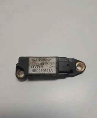 Audi A6 S6 C5 4B Airbag deployment crash/impact sensor 4B0959643A 290797 023040000901