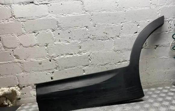Hyundai Santa Fe Rear door trim (molding) 877312w000
