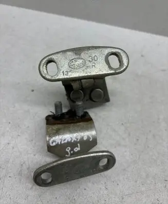 Ford Galaxy Tailgate/trunk/boot hinge 3827502