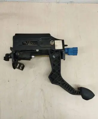 Clutch pedal