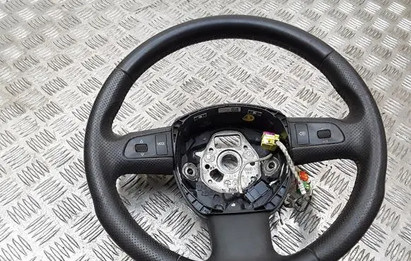 Audi Q7 4L Steering wheel 4f0124a