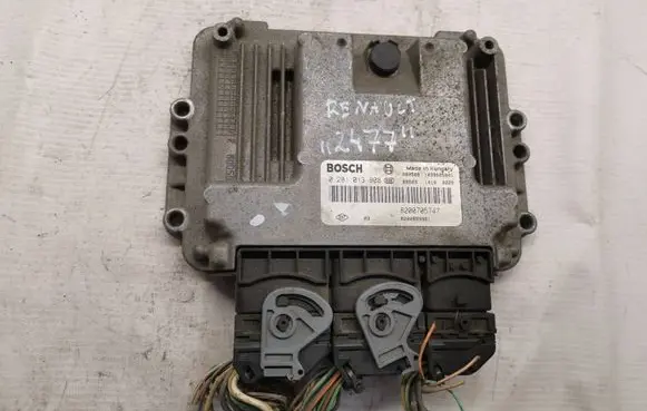 Renault Scenic II - Grand scenic II Engine control unit/module 8200705747 0281013908 8200899961