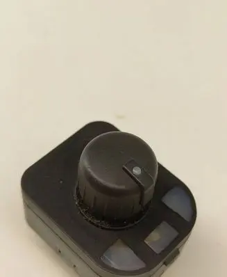 Audi A4 S4 B7 8E 8H Wing mirror switch 8E0959565
