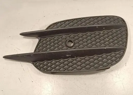 Mercedes-Benz E W213 Front bumper lower grill