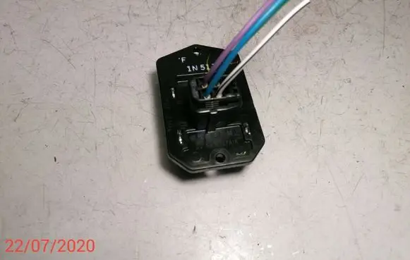 Toyota Verso-S Heater blower motor/fan resistor