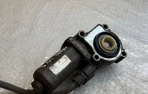 BMW X5 E53 Gearbox-reducer motor 0130008507 60722404 13774410
