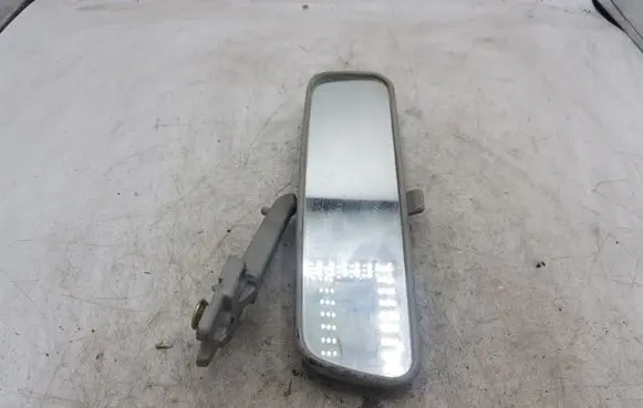 Nissan X-Trail T30 Rear view mirror (interior) E130187358 E13021719