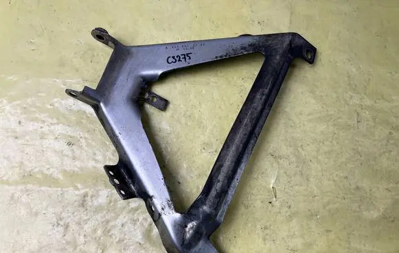 Mercedes-Benz C W204 Engine mounting bracket A6460980429