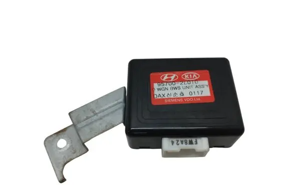 Hyundai i30 Alarm control unit/module 957002L010