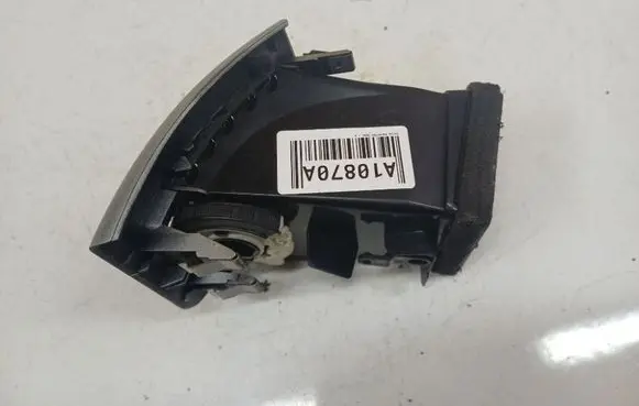 Skoda Roomster (5J) Dash center air vent grill T0028474
