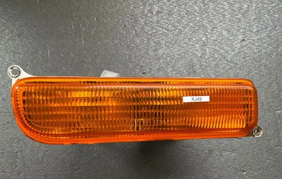 Jeep Cherokee XJ Front indicator light 55055142