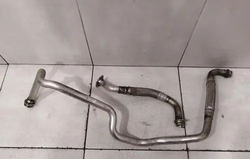 Audi R8 4S Oil cooling pipe 4S0115689J