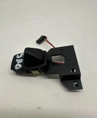 BMW 5 E60 E61 Steering wheel adjustment switch 6947786 676786 61316947786