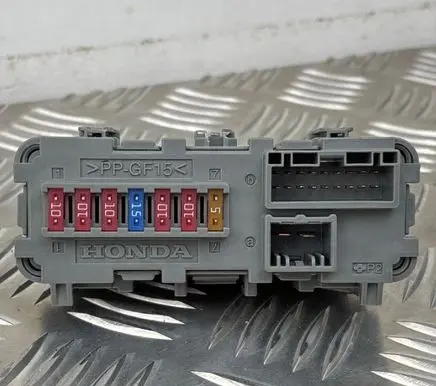 Honda Civic X Fuse module TEAT011 E1A01627