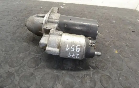 Mercedes-Benz CLK AMG A208 C208 Starter motor A0051513901