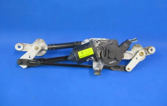 Front wiper linkage and motor