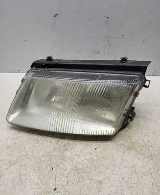 Volkswagen PASSAT B5 Headlight/headlamp