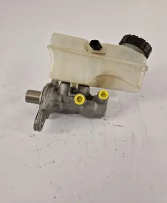 Renault Captur Master brake cylinder 460915125R