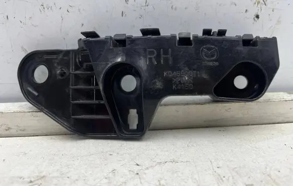 Mazda CX-5 Front bumper mounting bracket kd45500t1
