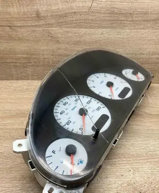 Chrysler Voyager Speedometer (instrument cluster) P04685748AD